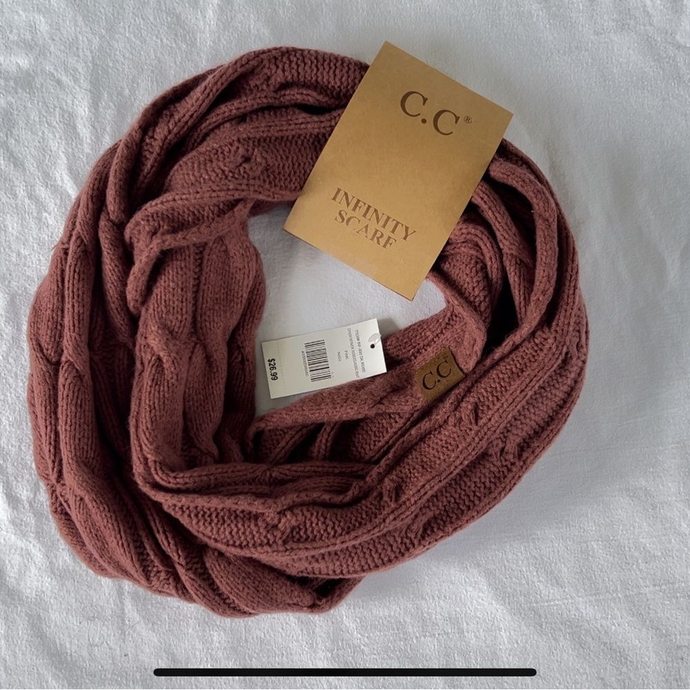 C.C set infinity scarf headband mittens dark rose - Picture 4 of 5